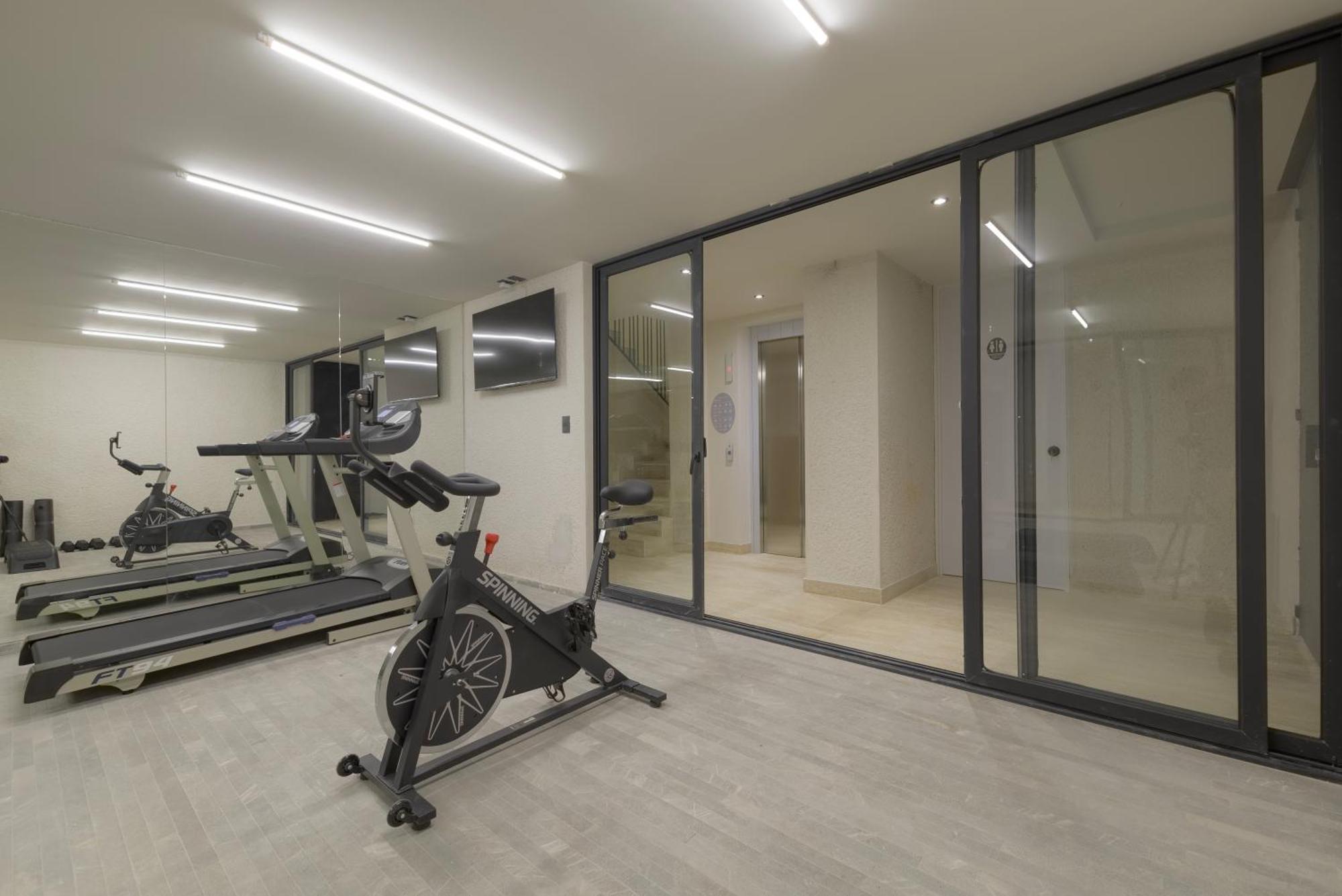Capitalia - Luxury Apartments - Aristoteles Мехико Номер фото