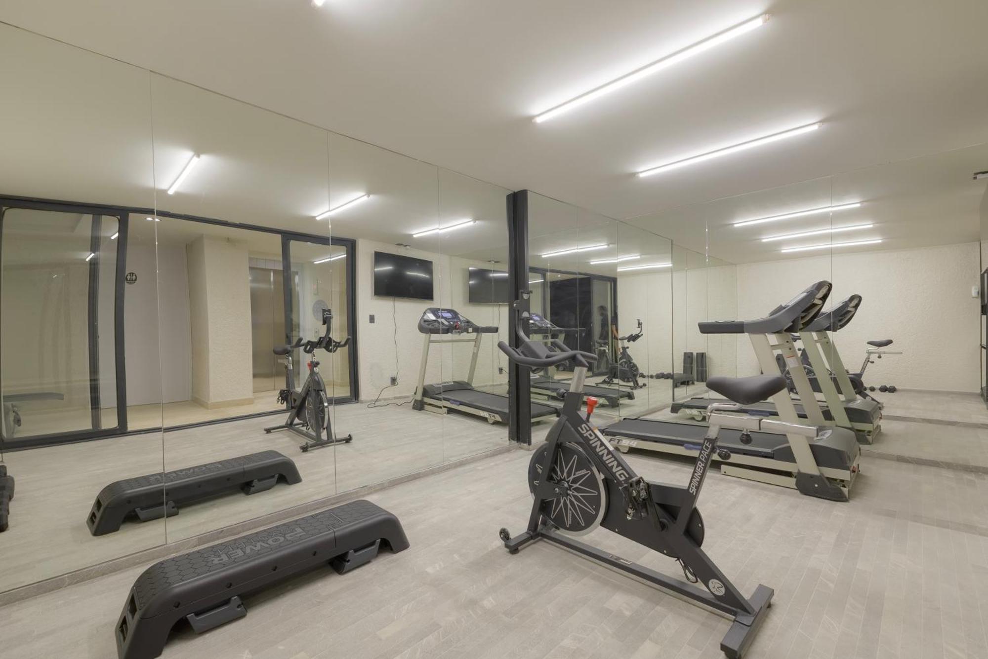 Capitalia - Luxury Apartments - Aristoteles Мехико Номер фото